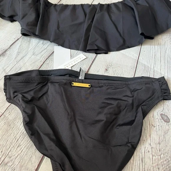 TRINA TURK BIKINI SET - OFF THE SHOULDER RUFFLE BANDEAU & SIDE SHIRRED H… - Picture 3 of 10
